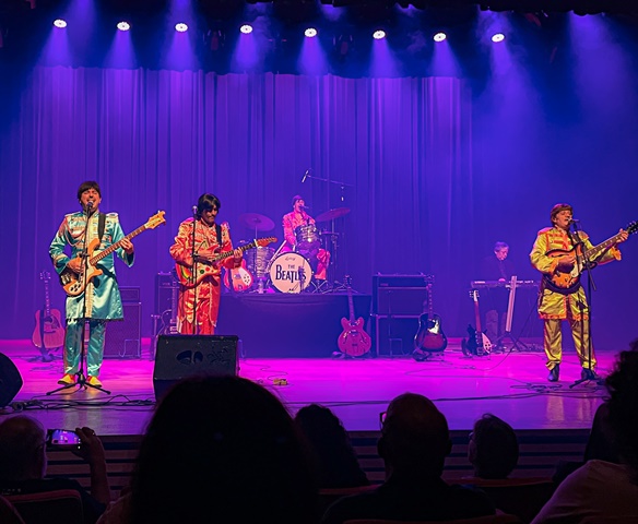 Quando a música faz o tempo voltar: Canoas Shopping recebe espetáculo Beatles 4Ever no projeto Canoas #ÉShow