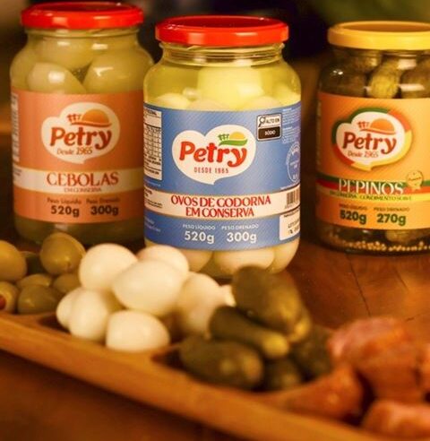 Conservas, molhos, doces e geleias ganham destaque em um período que cresce a busca por alimentos acessíveis e que valorizam as mesas festivas