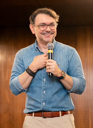 É HOJE! Rossandro Klinjey apresenta palestra ‘As 5 Faces do Perdão’ em Porto Alegre