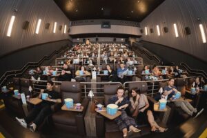 Cinépolis inaugura primeiro cinema VIP de Porto Alegre no Bourbon