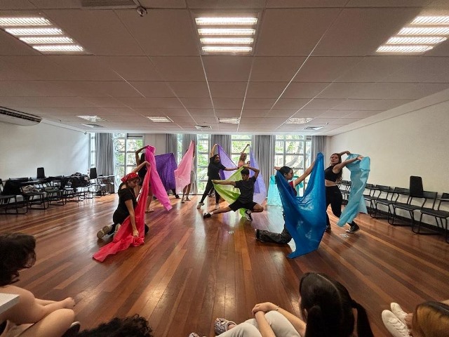 Intensivo de teatro no Multipalco Eva Sopher é atração para os adolescentes durante o verão