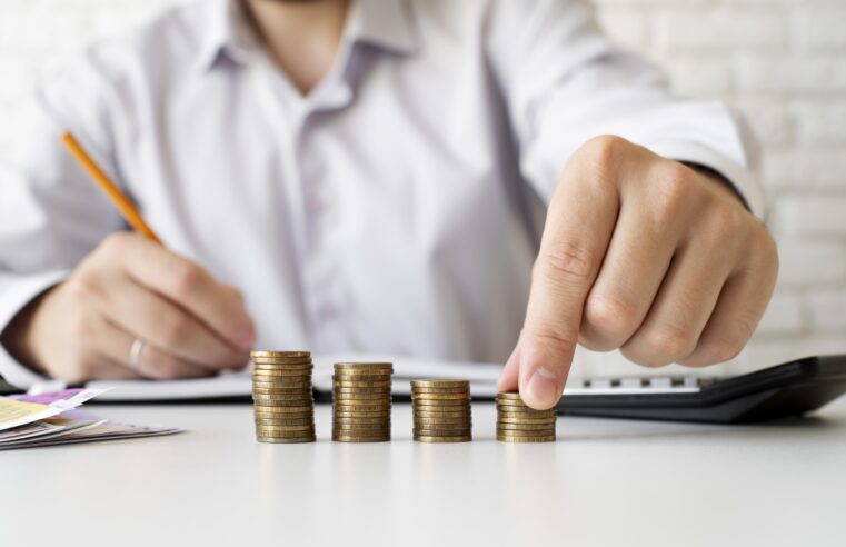 Ano novo, vida financeira nos trilhos para entrar em 2026 no azul, é preciso começar agora!