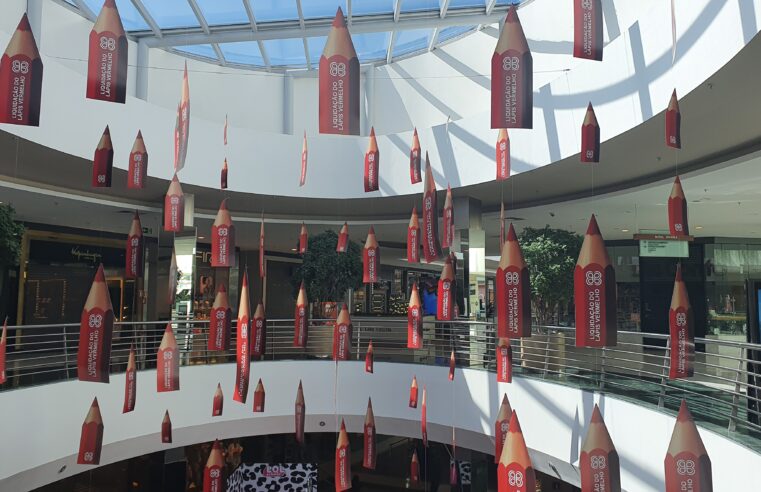 BarraShoppingSul e ParkShopping Canoas oferecem descontos de até 70% na Liquidação Lápis Vermelho