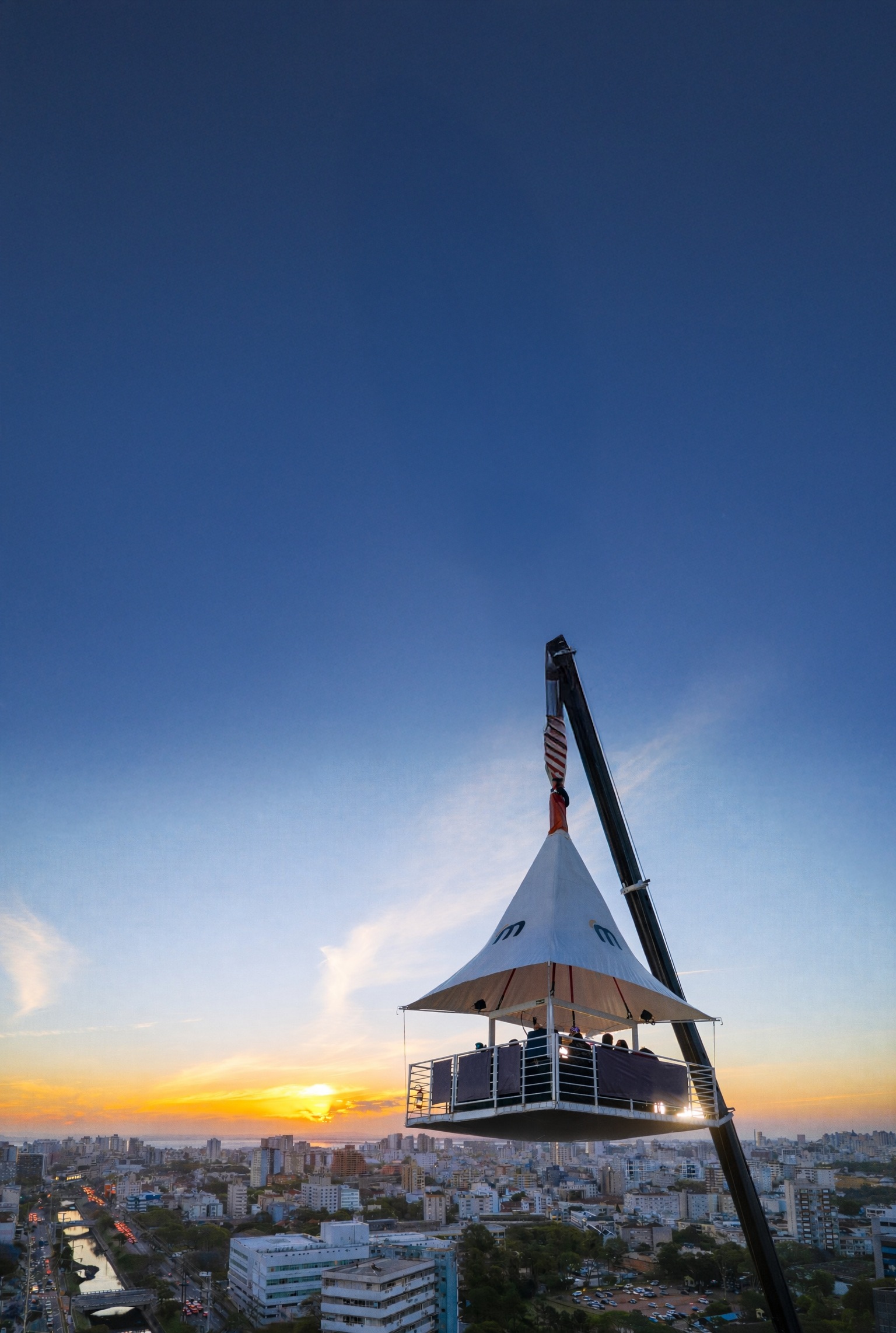 Melnick inaugura bar nas alturas no Square Garden