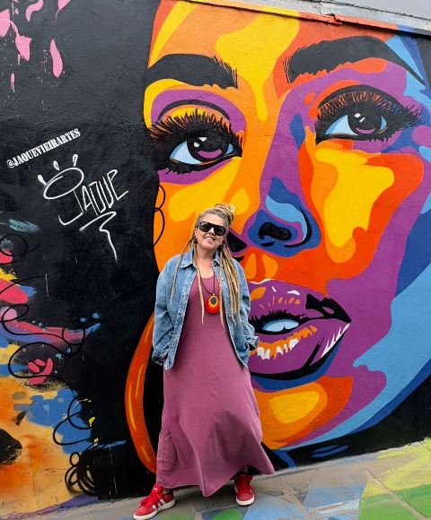 Canoas Shopping recebe exposição “Retratos Afetivos”, da artista Jaque Vieira