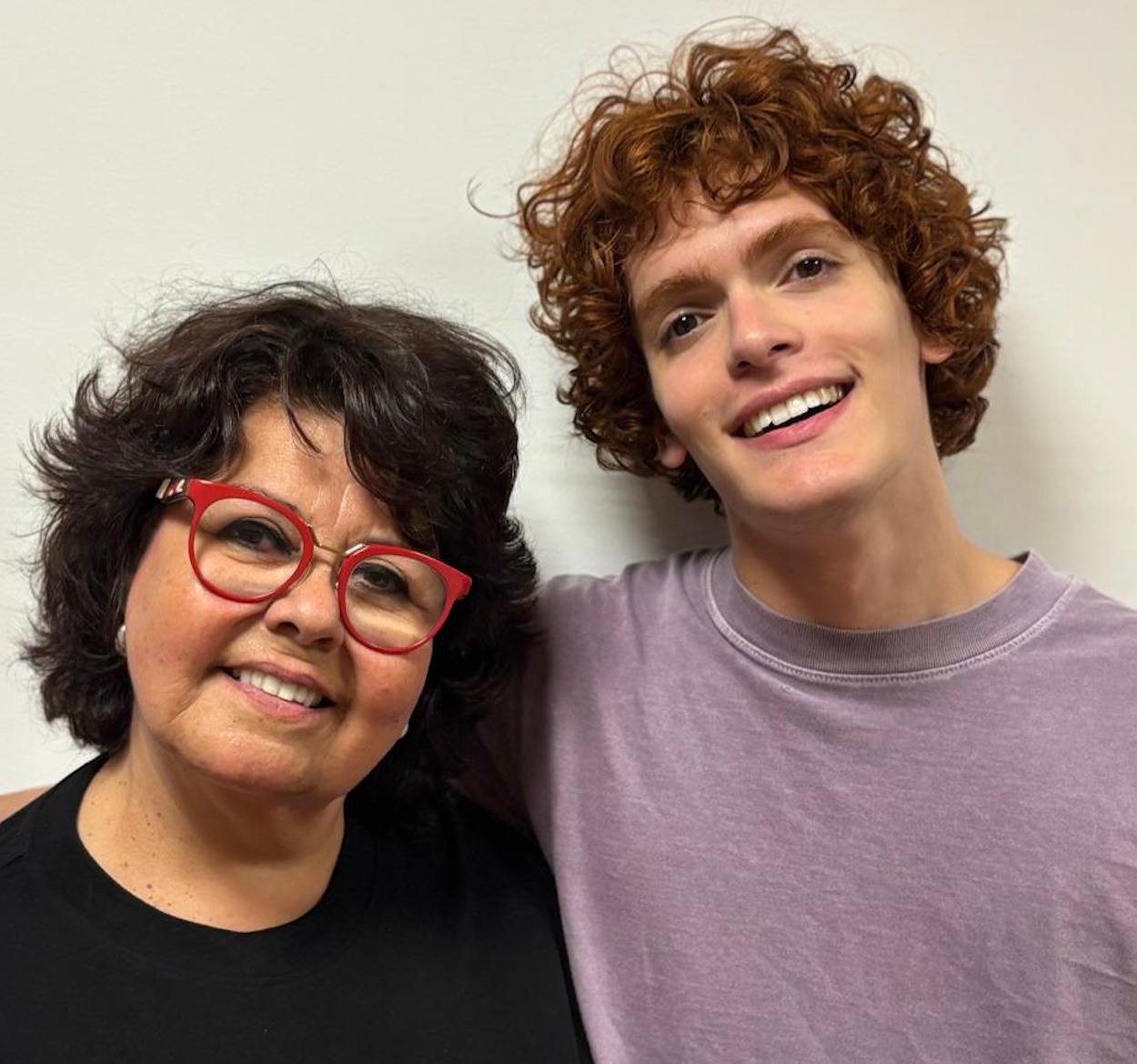 Vanja Ca Michel e Lucas D’Castro ministram experiência teatral intensiva para adultos no Multipalco Eva Sopher