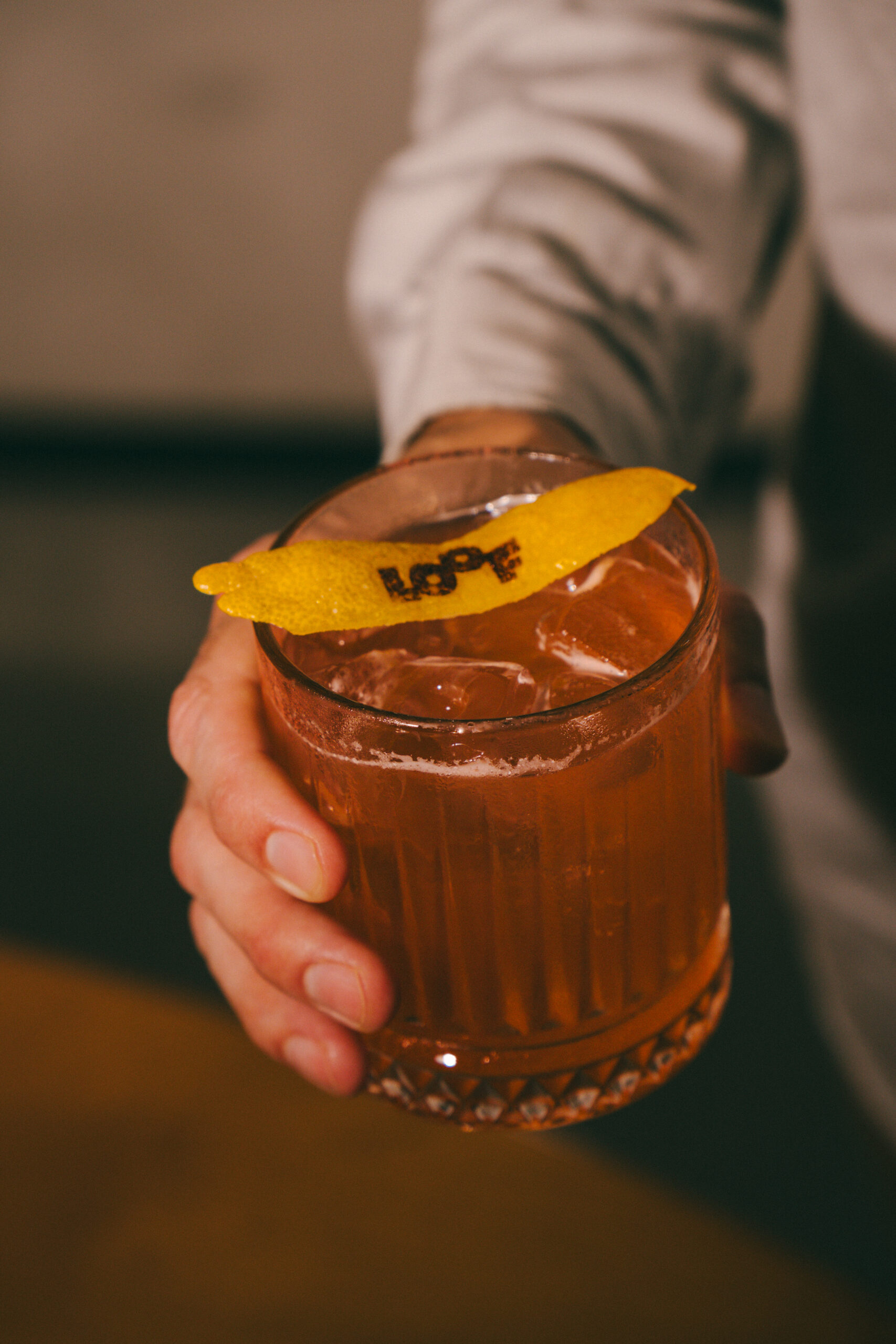 LOOF cria a primeira edição do CarnaLOOF para curtir a folia em família e entre amigos 