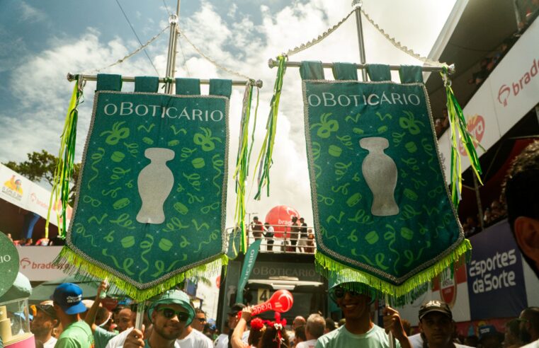 O Boticário oferece serviço de maquiagem para o Carnaval