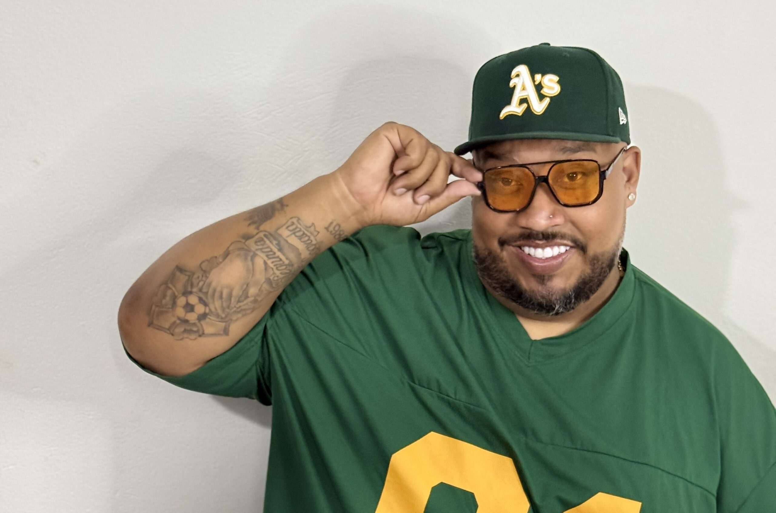 Edições do Pagode Sessions com Ronaldo movimentam as quintas-feiras de março do Food Hall Country