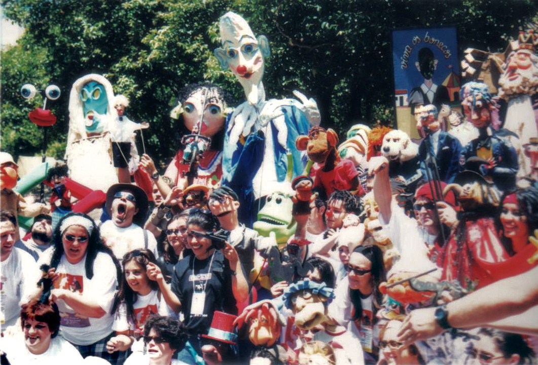 Projeto Marionetáveis lança os produtos culturais resultantes da pesquisa realizada pela jornalista Yara Baungarten