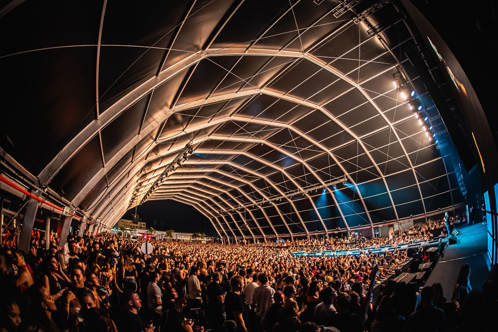 FLY 51 é inaugurada com casa cheia e show de Zé Neto & Cristiano em Porto Alegre