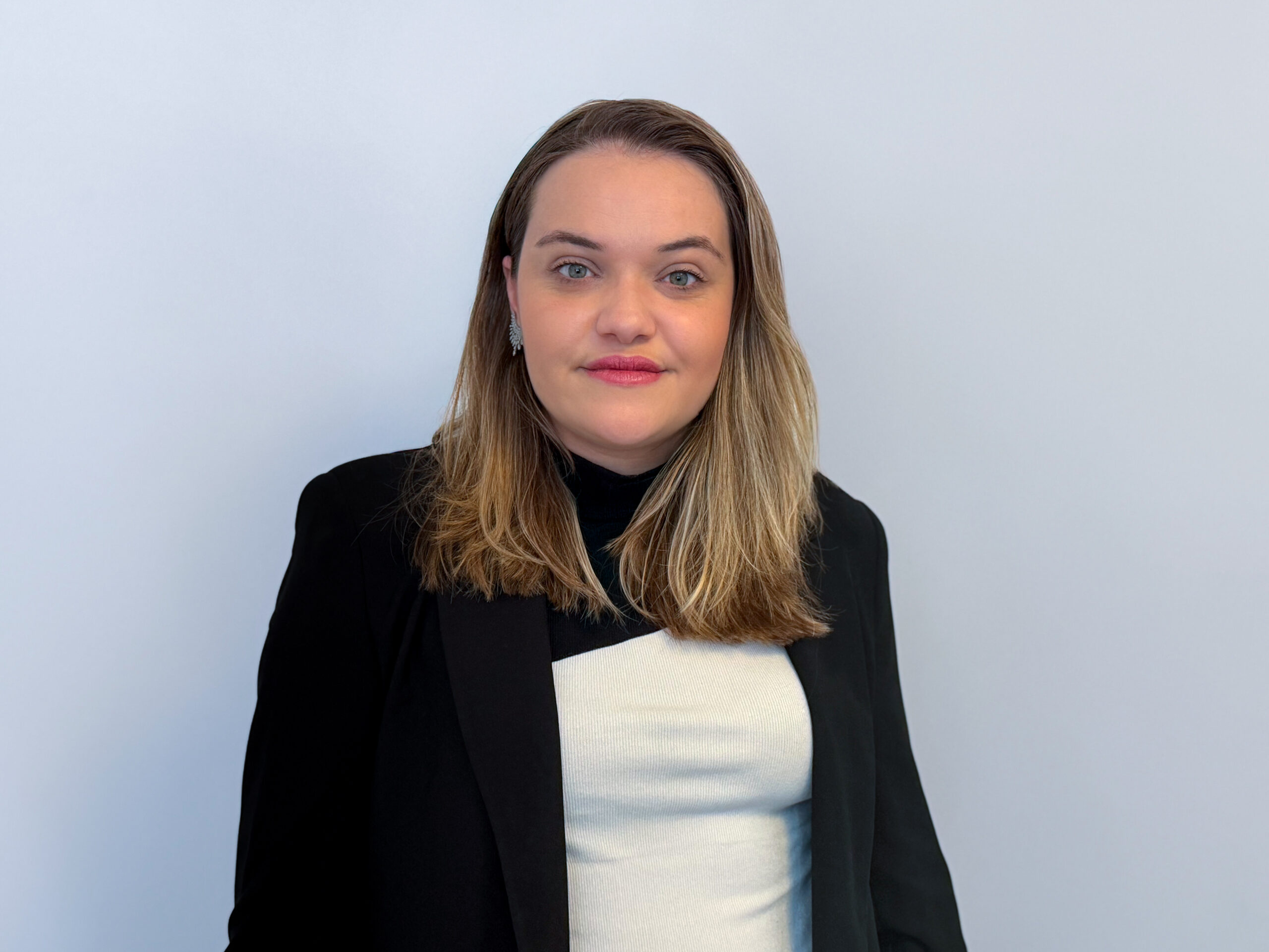 CMT Advogados anuncia Fernanda Vieira como nova sócia e amplia atuação em Direito Trabalhista