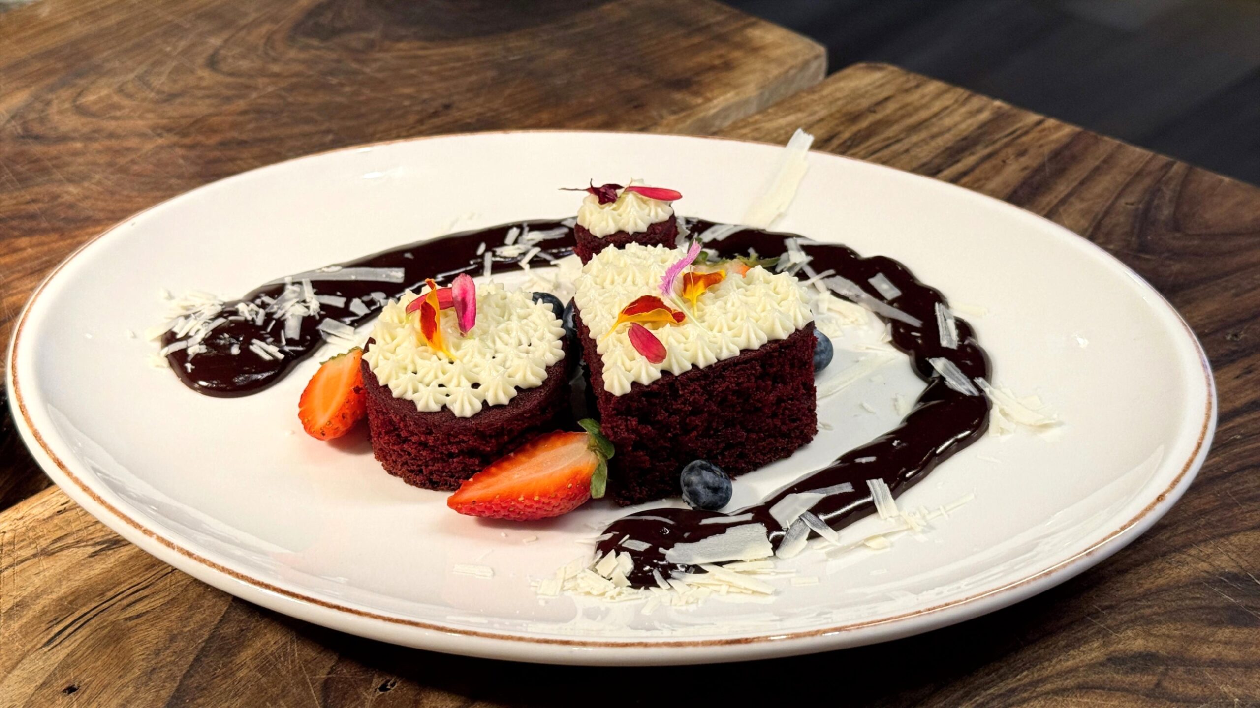 Hilton Porto Alegre promove brunch especial de Páscoa com menu exclusivo e espaço kids  