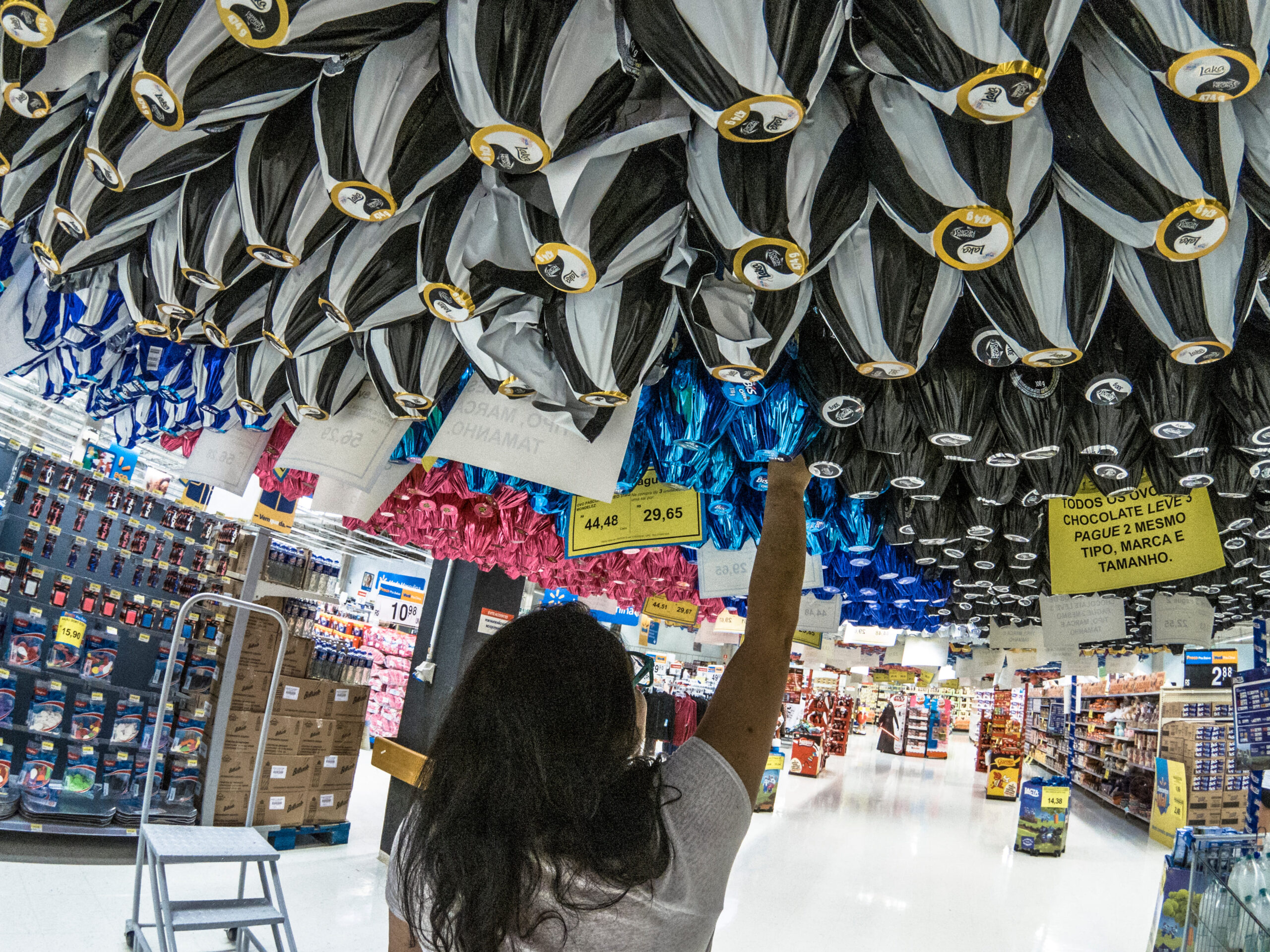 Preços de itens de Páscoa e Sexta-feira Santa variam até 1.000% em Porto Alegre