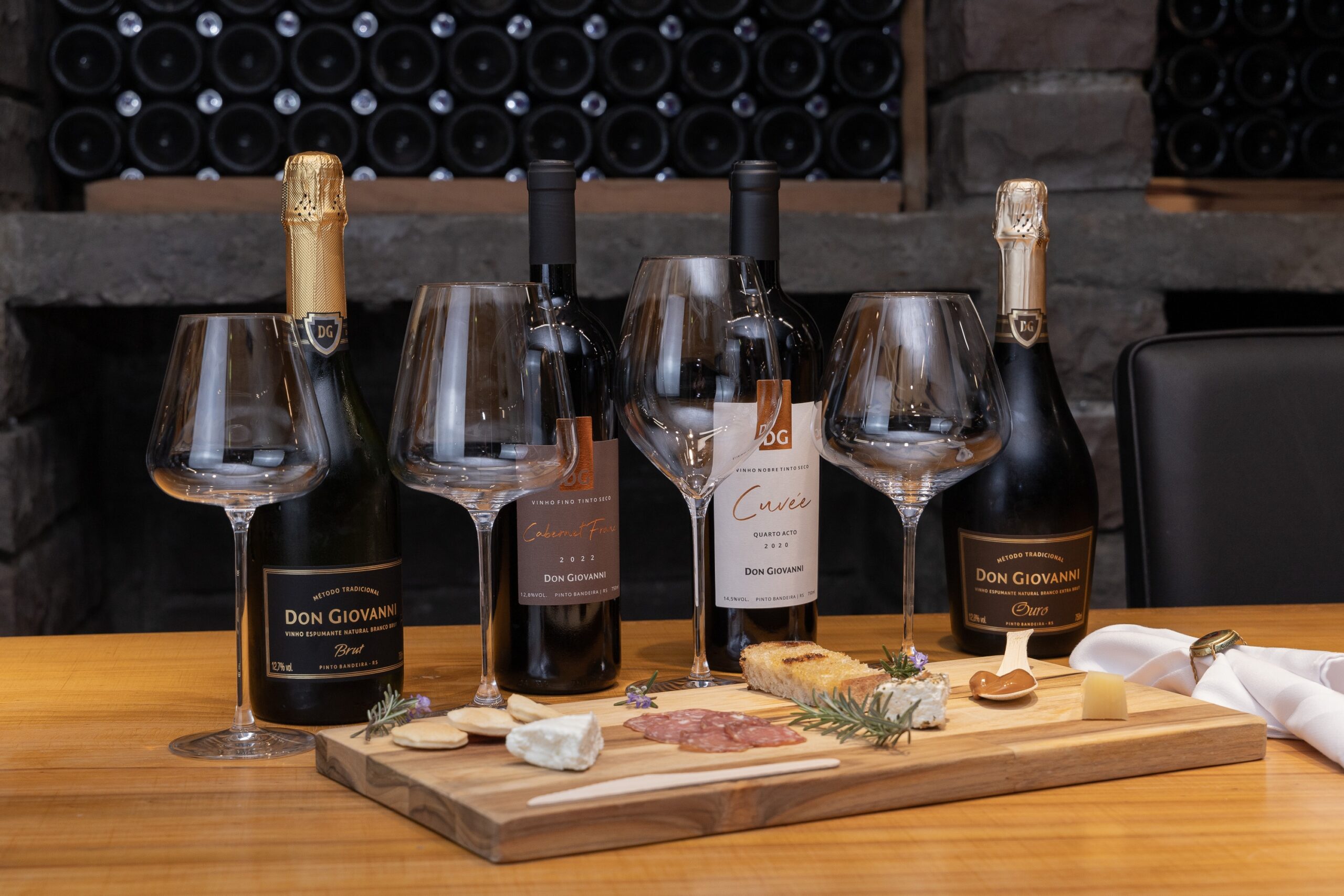 Don Giovanni sugere vinhos e espumantes para harmonizar com a ceia de Páscoa em 2026