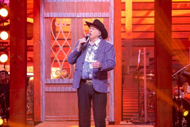 Sérgio Reis celebra 67 anos de carreira com show especial em Porto Alegre