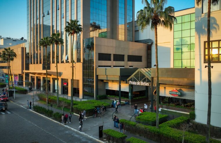 Praia de Belas Shopping promove programação especial de Páscoa com oficinas e caça aos ovos