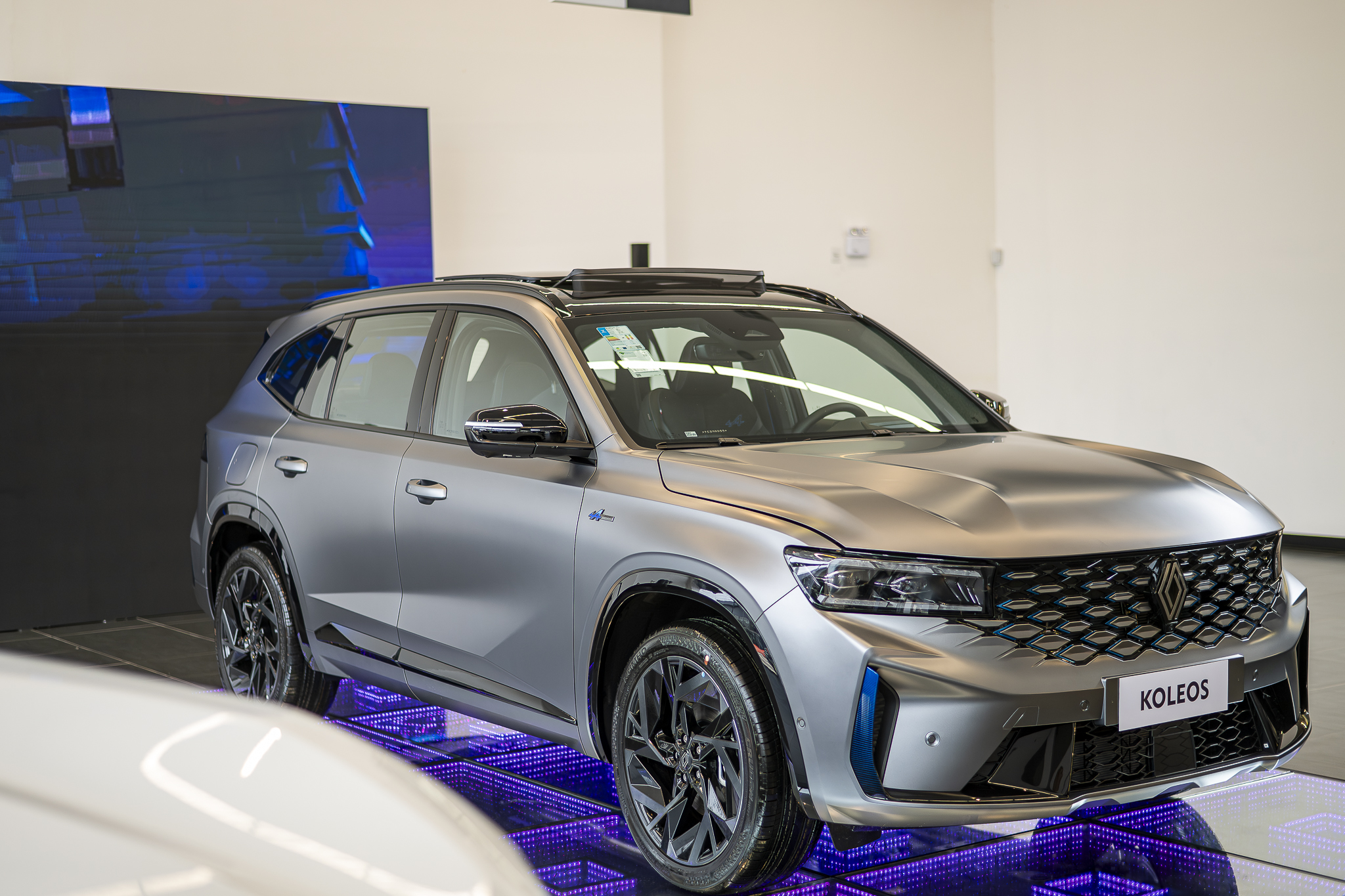 IESA Renault promove lançamento do modelo Koleos em Porto Alegre