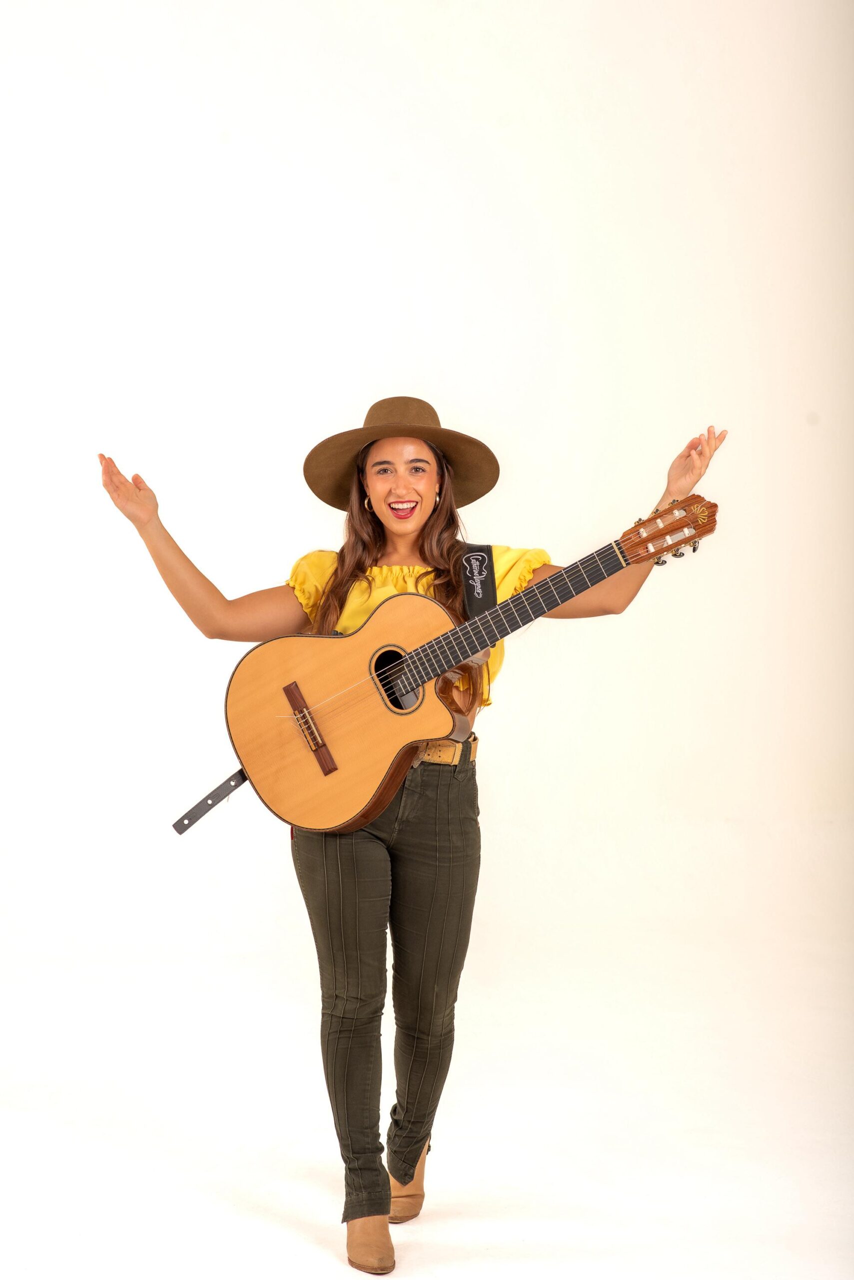 Catherine Vergnes volta ao Rancho Tabacaray para show nesta sexta-feira