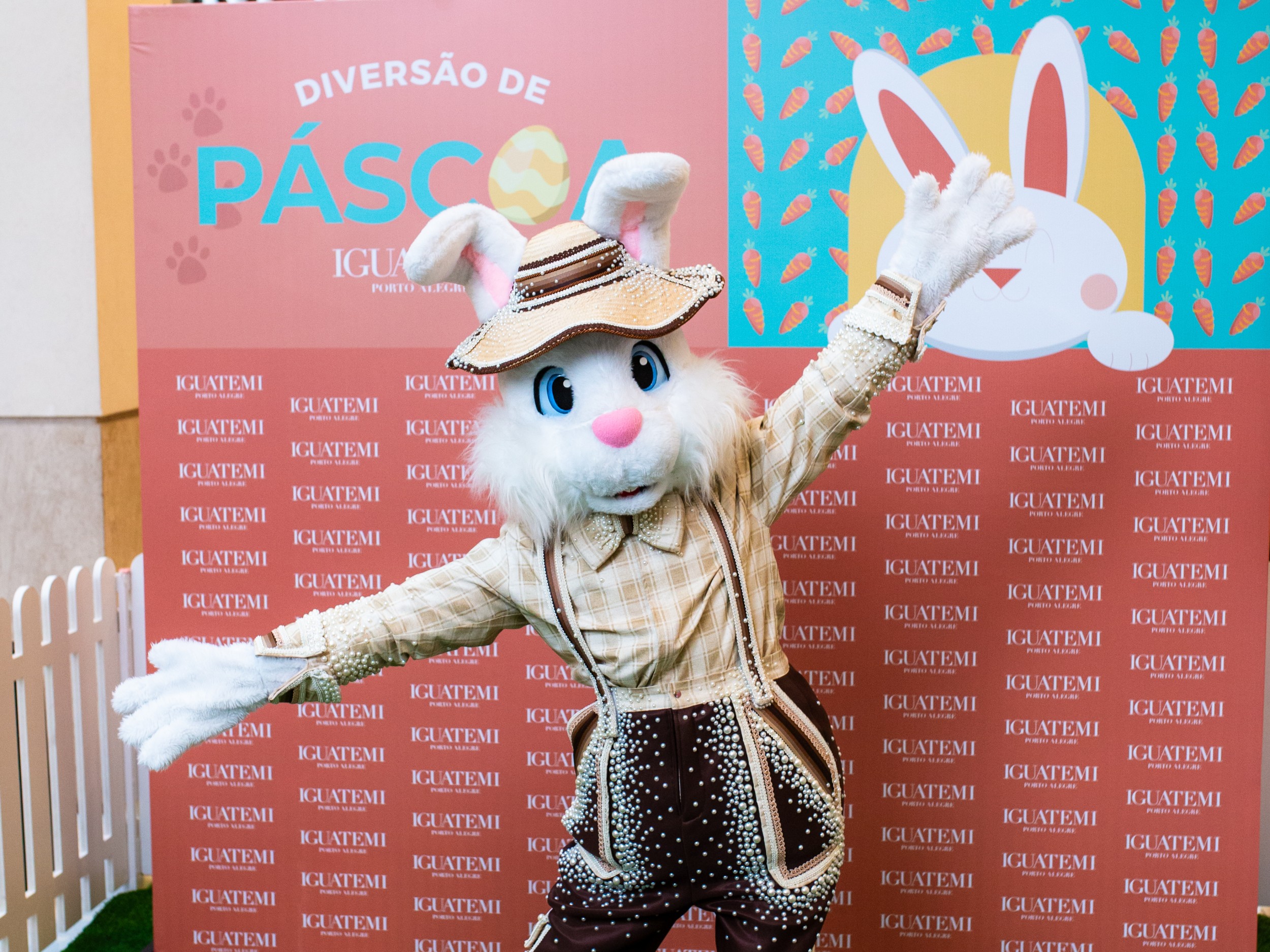 Iguatemi abre Escola de Coelhos e promove busca ao Coelho da Páscoa no feriadão