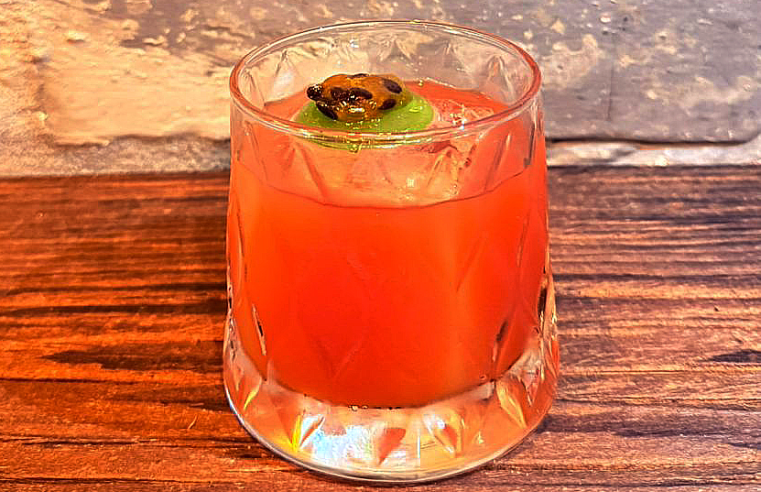 Negroni vira competição criativa em temporada temática de Copa do Mundo no Encouraçado Butikin: duelo Egito x Uruguai acontece em 29 de abril