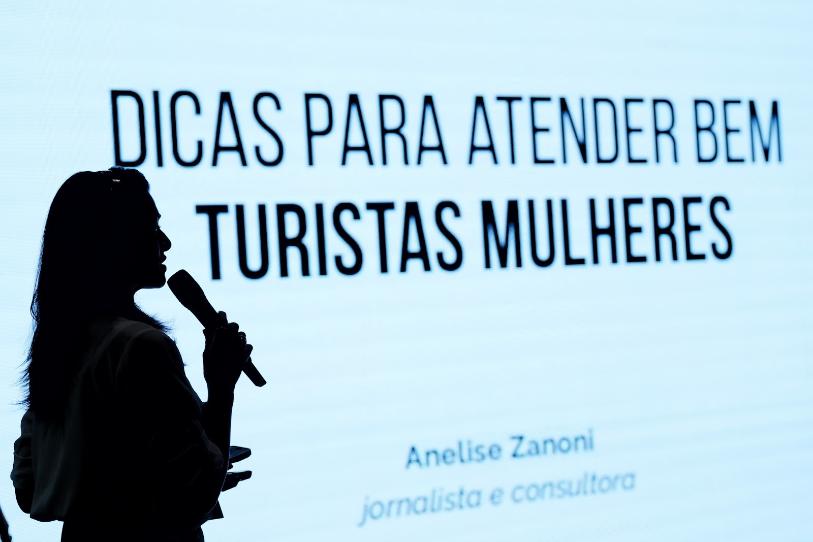 UGART apresenta pesquisa inédita sobre mulheres que viajam sozinhas na Arena Talk