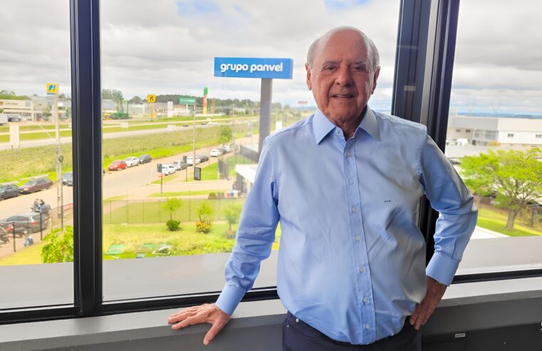 Presidente do Conselho do Grupo Panvel recebe a Ordem do Mérito Industrial da CNI