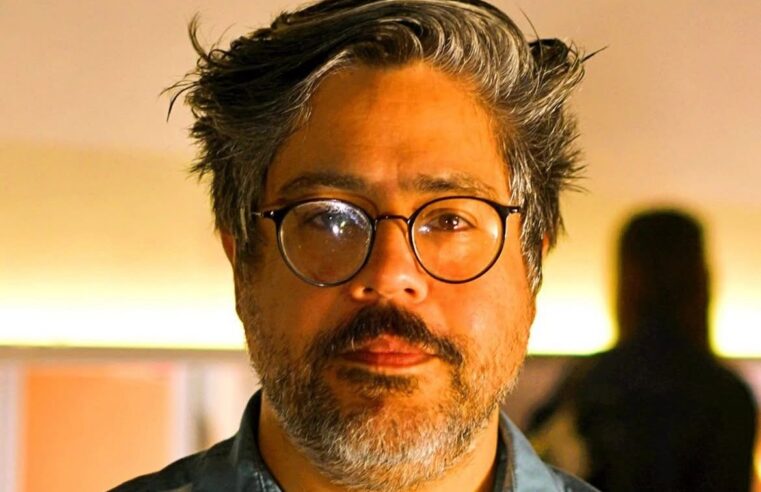 André Luís de Souza Lima lança o livro de poesias Série de Águas em Porto Alegre