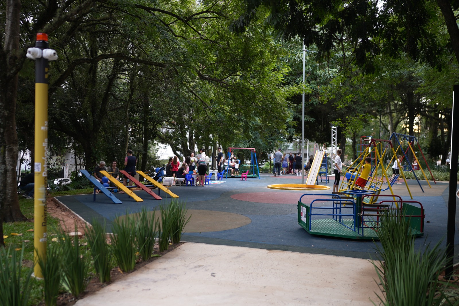 Instituto Melnick entrega nova Praça Tenente Costa na Capital