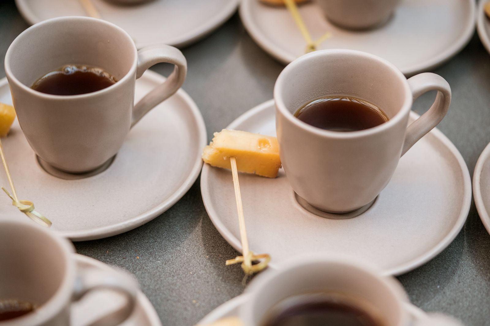 Maíra Teixeira leva harmonização de café e alimentos ao Caféstival 2026 em Porto Alegre