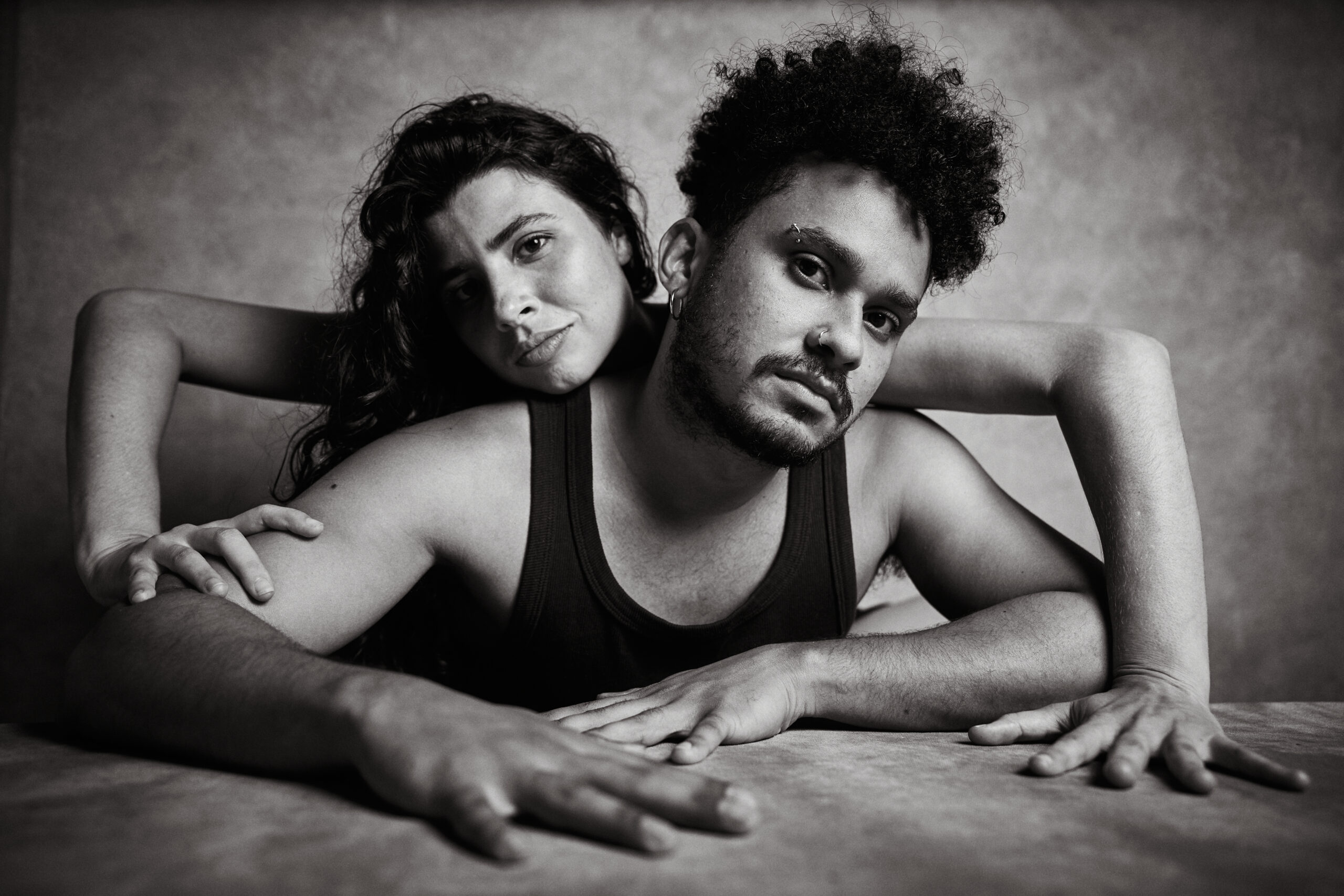 Mari Jasca, da banda Tocaia, e Michael Pipoquinha antecipam o Dia dos Namorados em show intimista no Espaço 373