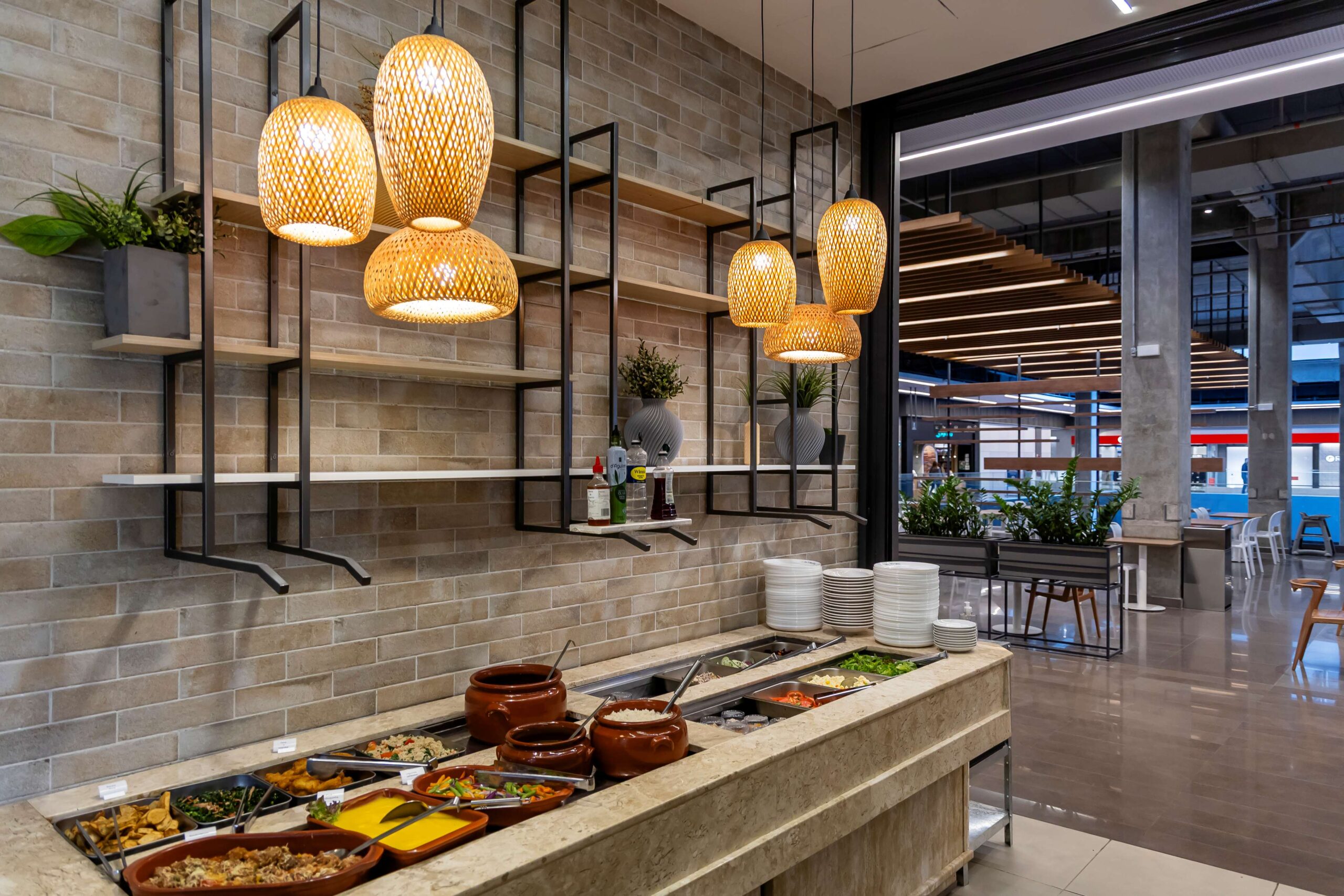 Bourbon Shopping Teresópolis amplia seu mix de alimentação com a chegada do Da Terra Grill