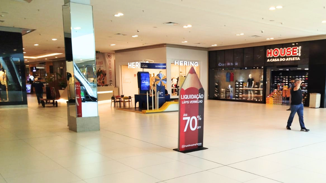 Liquidação Lápis Vermelho traz descontos de até 70% no ParkShopping Canoas