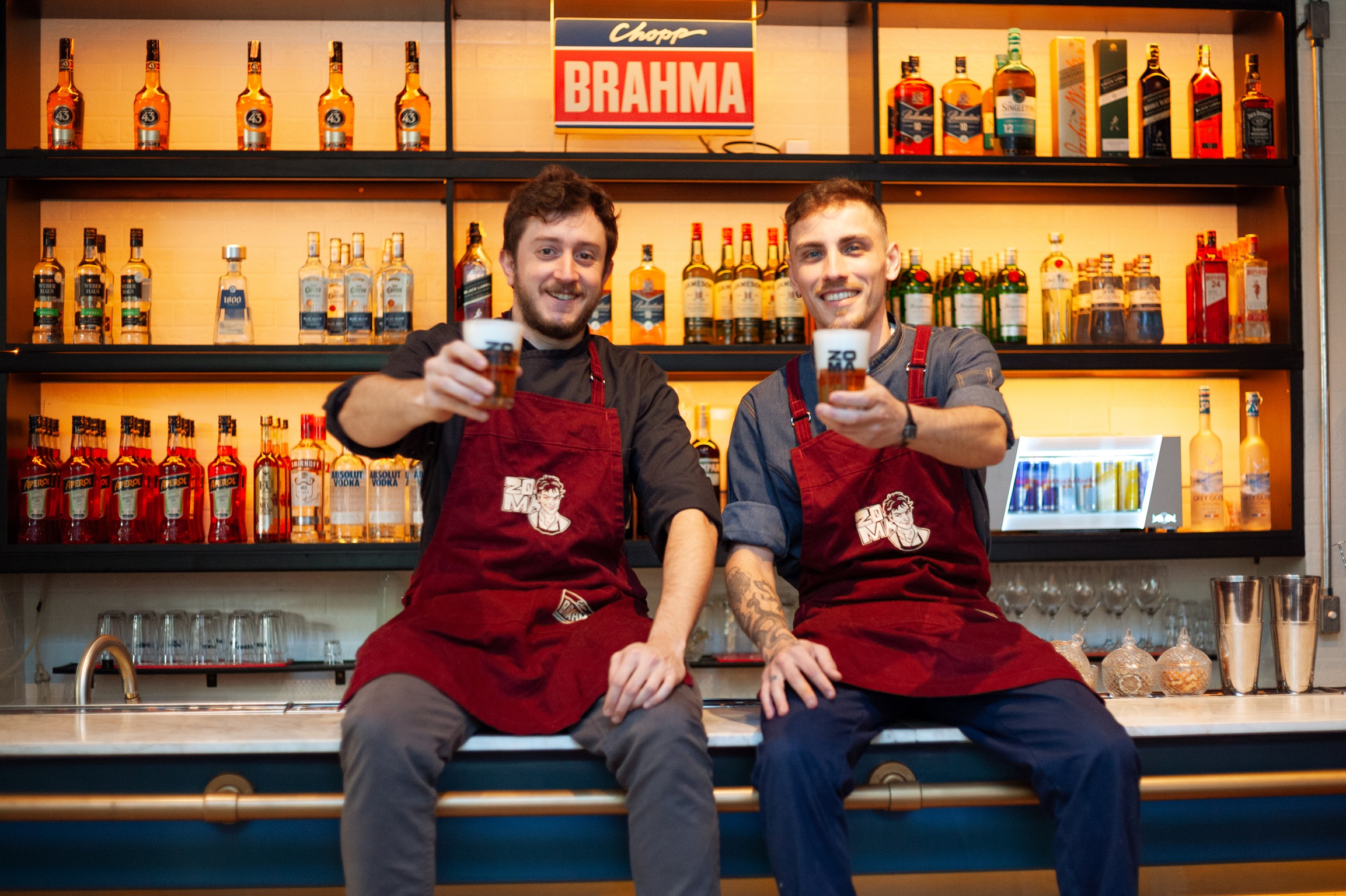 Zoma Bar aposta em cardápio com alma de boteco e chopp gelado em Porto Alegre