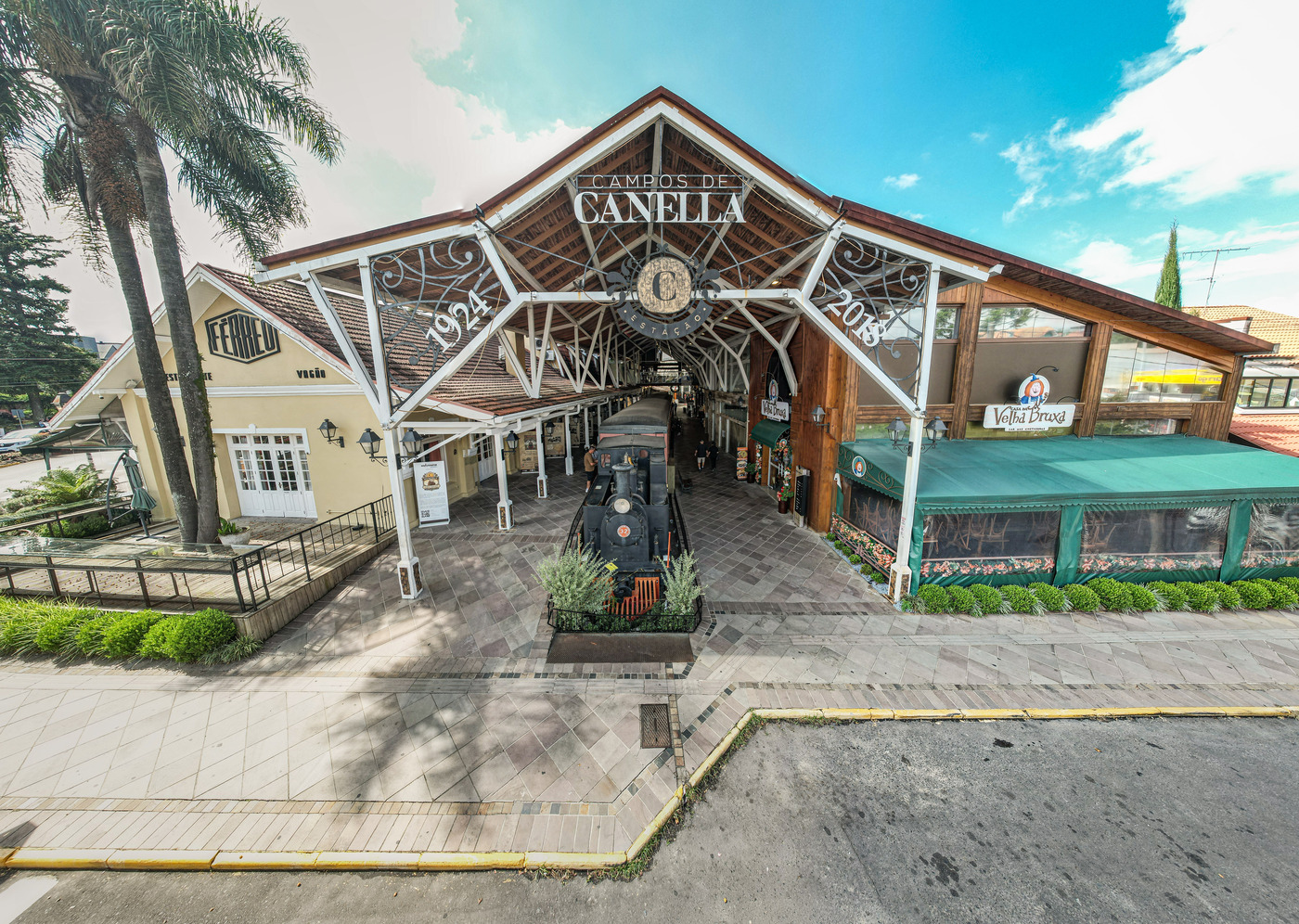 DJ Alan Mino se apresenta na Estação Campos de Canella
