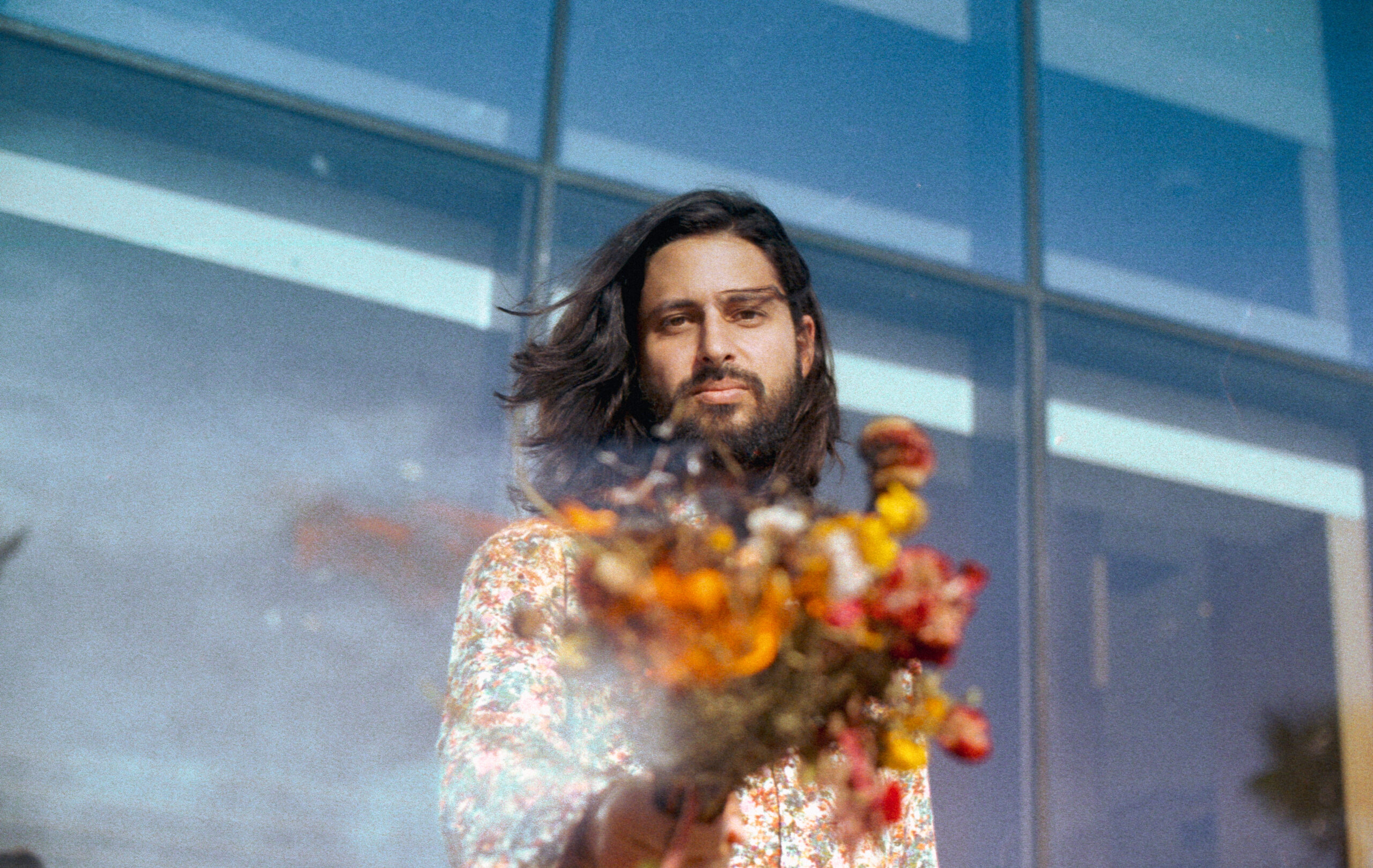 Ian Ramil percorre sua trilogia discográfica em show intimista no Sgt Peppers