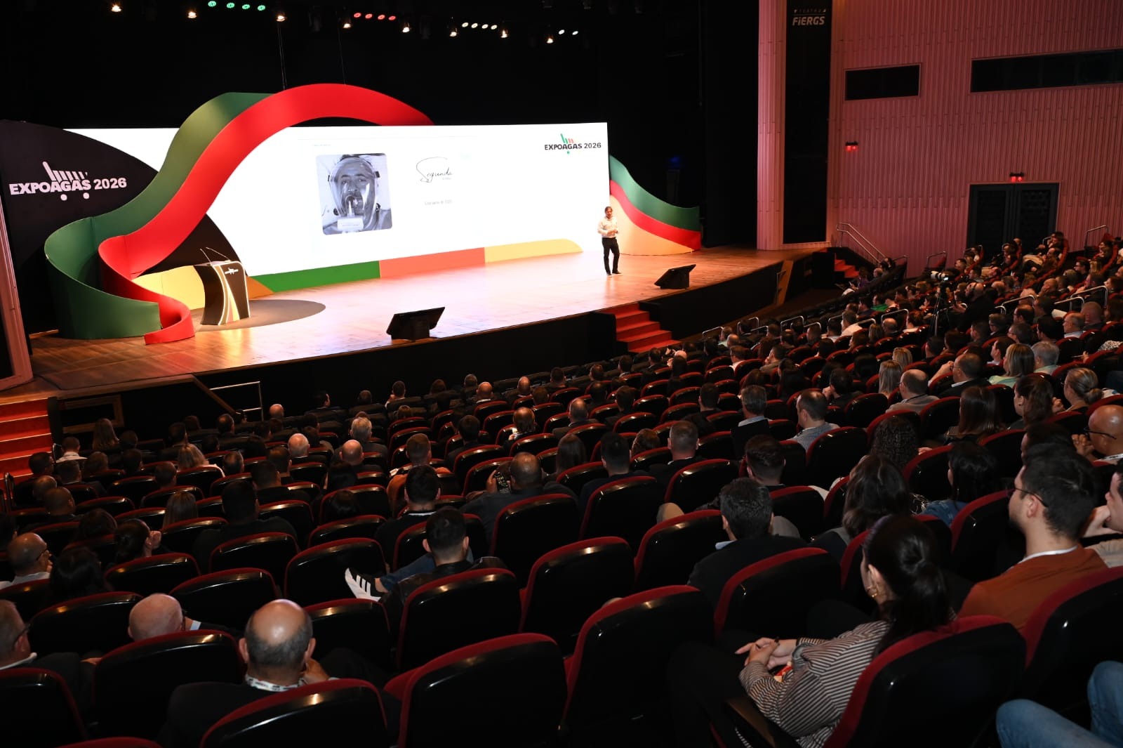 “Saúde Mental para Alta Performance” é tema de palestra no segundo dia da Expoagas 