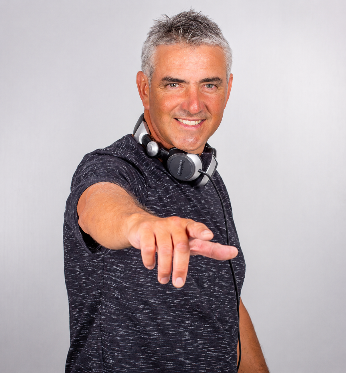 DJ Favorino Collares celebra 32 anos de festas da Expointer no Encouraçado Butikin