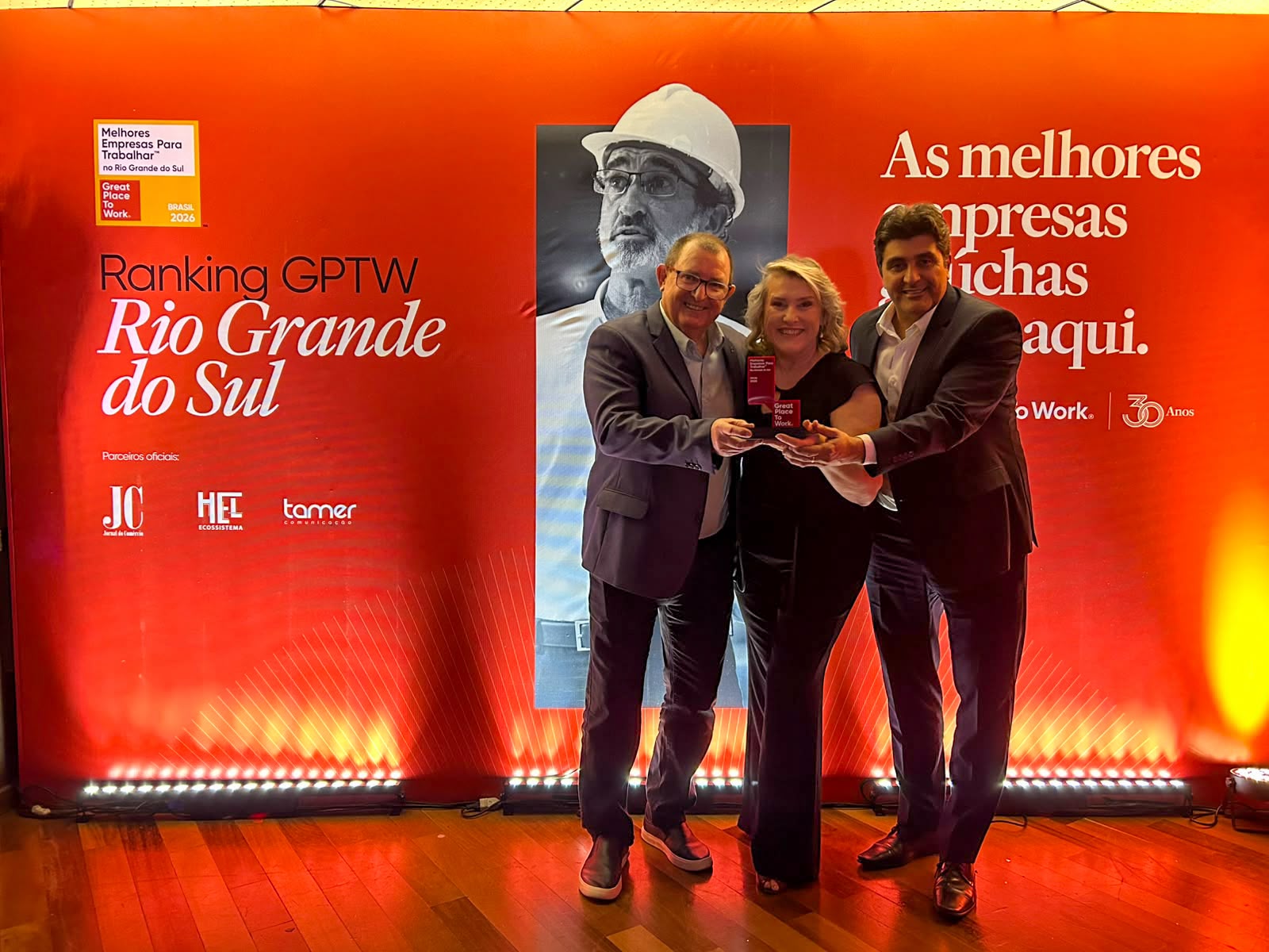 Sistema Fecomércio-RS/Sesc/Senac e IFEP é reconhecido como a 3ª melhor empresa para trabalhar no Rio Grande do Sul pelo ranking GPTW