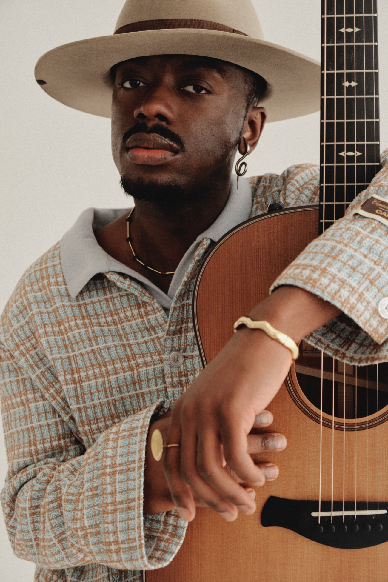 Seu Jorge e Jota.pê fazem shows na FLY 51 no feriado da Consciência Negra
