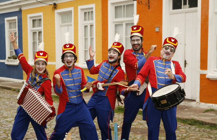 Orquestra de Brinquedos prepara sessão especial de Mês das Crianças em Porto Alegre