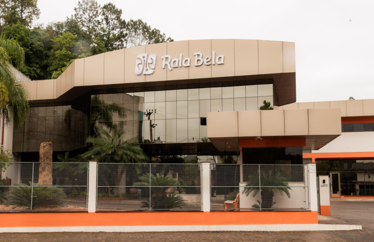 Rala Bela celebra 34 anos com trajetória ligada à moda, bem-estar e movimento